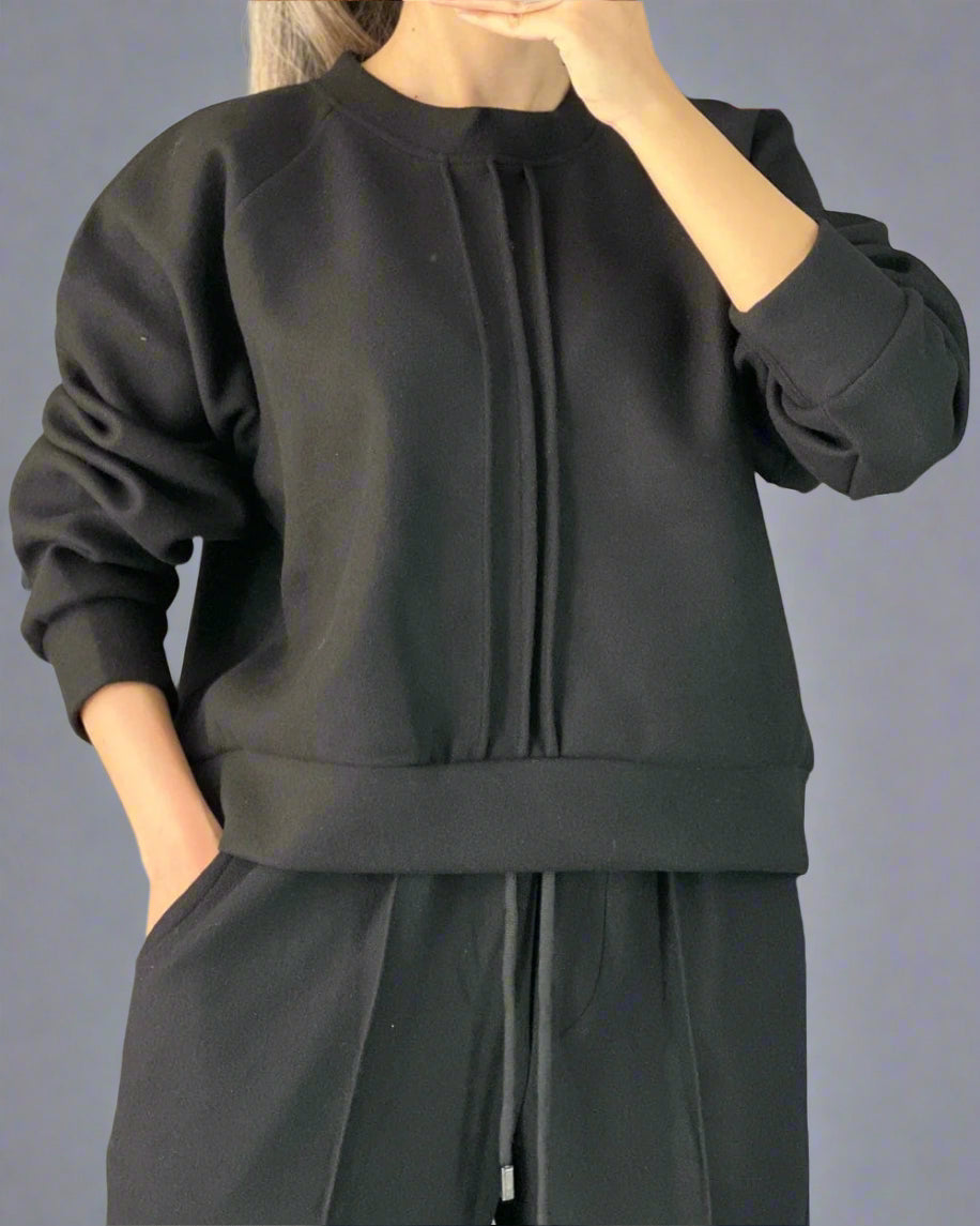 Winter Fleece Co-ords: Stylish Black 2-Piece Set with Cocoon Pants and Sweatshirt