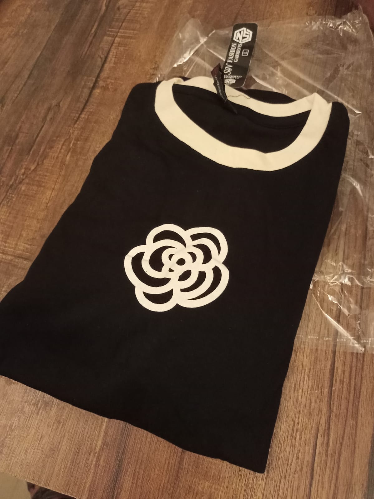 White Flower Black Nightwear Nightsuit